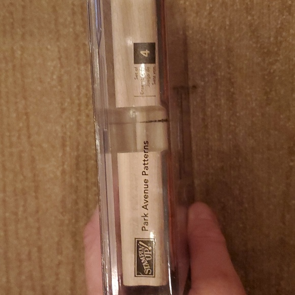 Various Stampin' Up! Rubber stamps (artsy floral & generic patterned background) - Picture 4 of 10